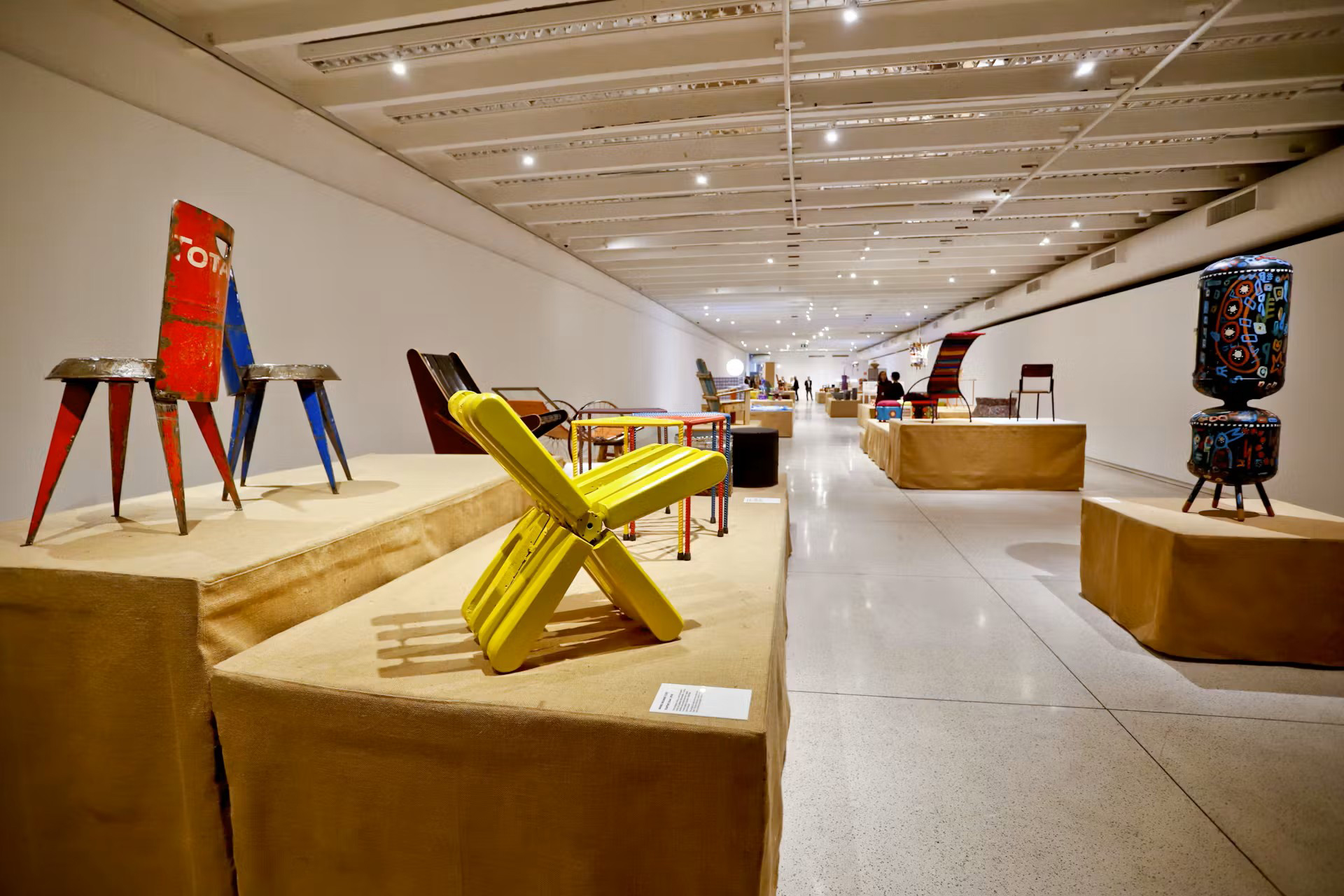 Agenda cultural tem Troféu Gralha Azul, Ney Matogrosso, Festa Literária e mostra inédita