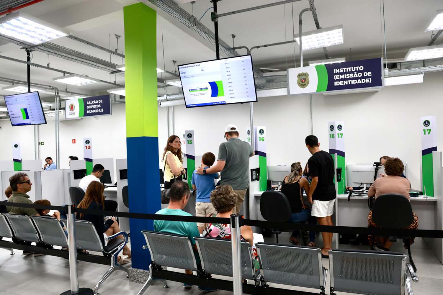 Governo inaugura 3ª unidade do Poupatempo Paraná em Curitiba, a 12ª no Estado