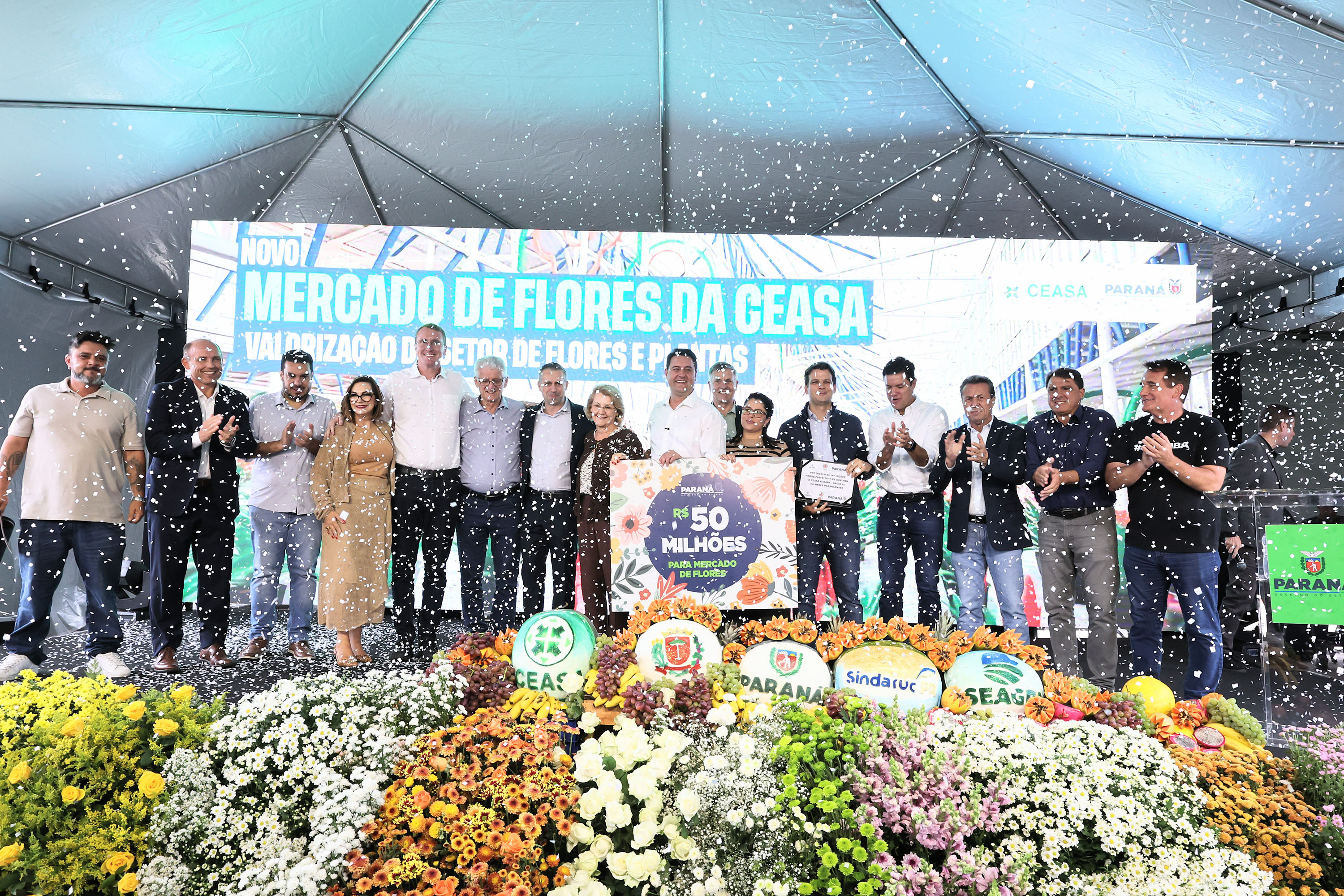 Ratinho Junior assina ordem de serviço do novo Mercado de Flores da Ceasa Curitiba