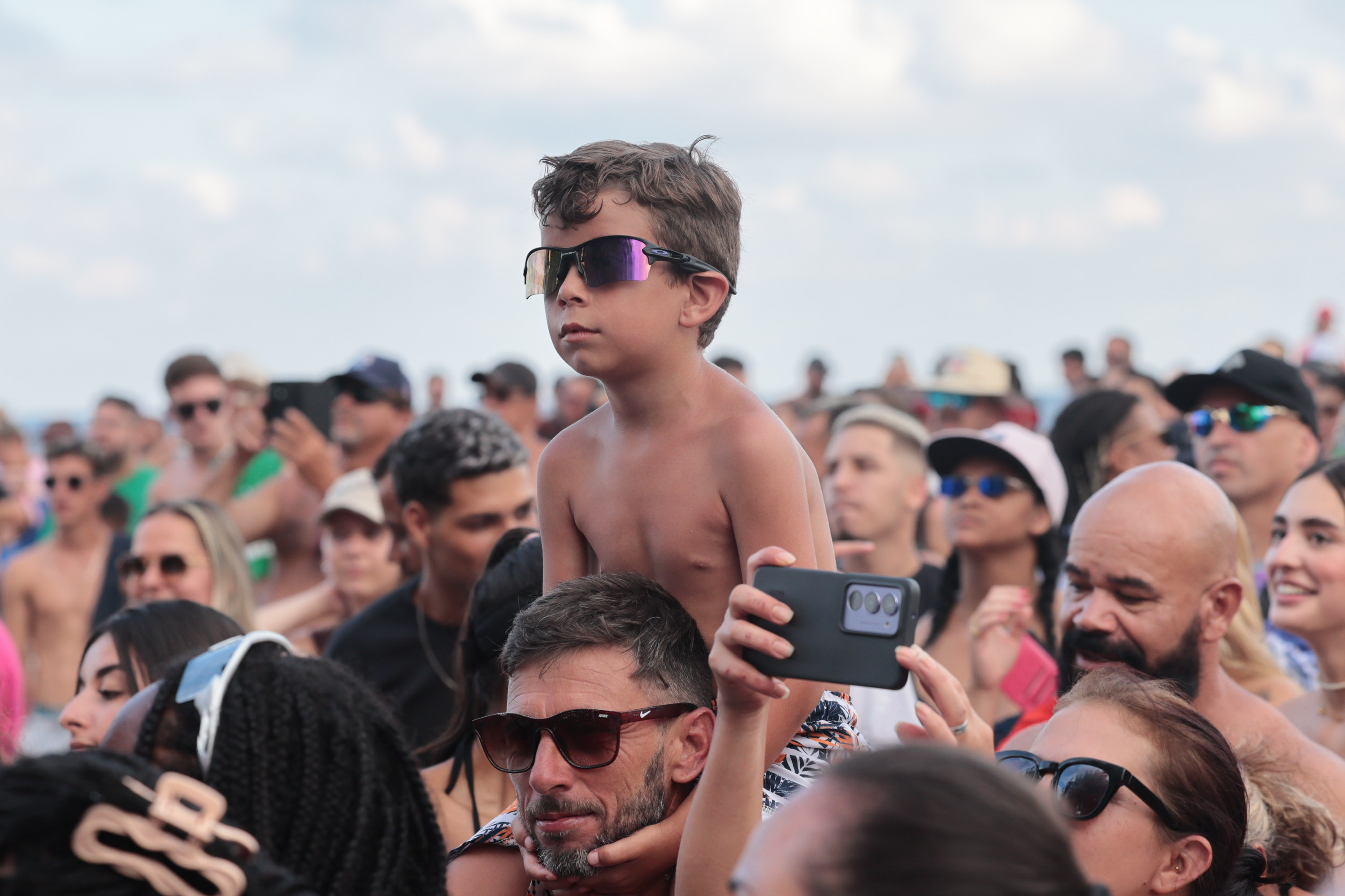 A dupla Israel e Rodolffo durante apresentação do seu show no Verão Maior Paraná, em Matinhos - 08/02/2026 - Foto: Geraldo Bubniak/AEN