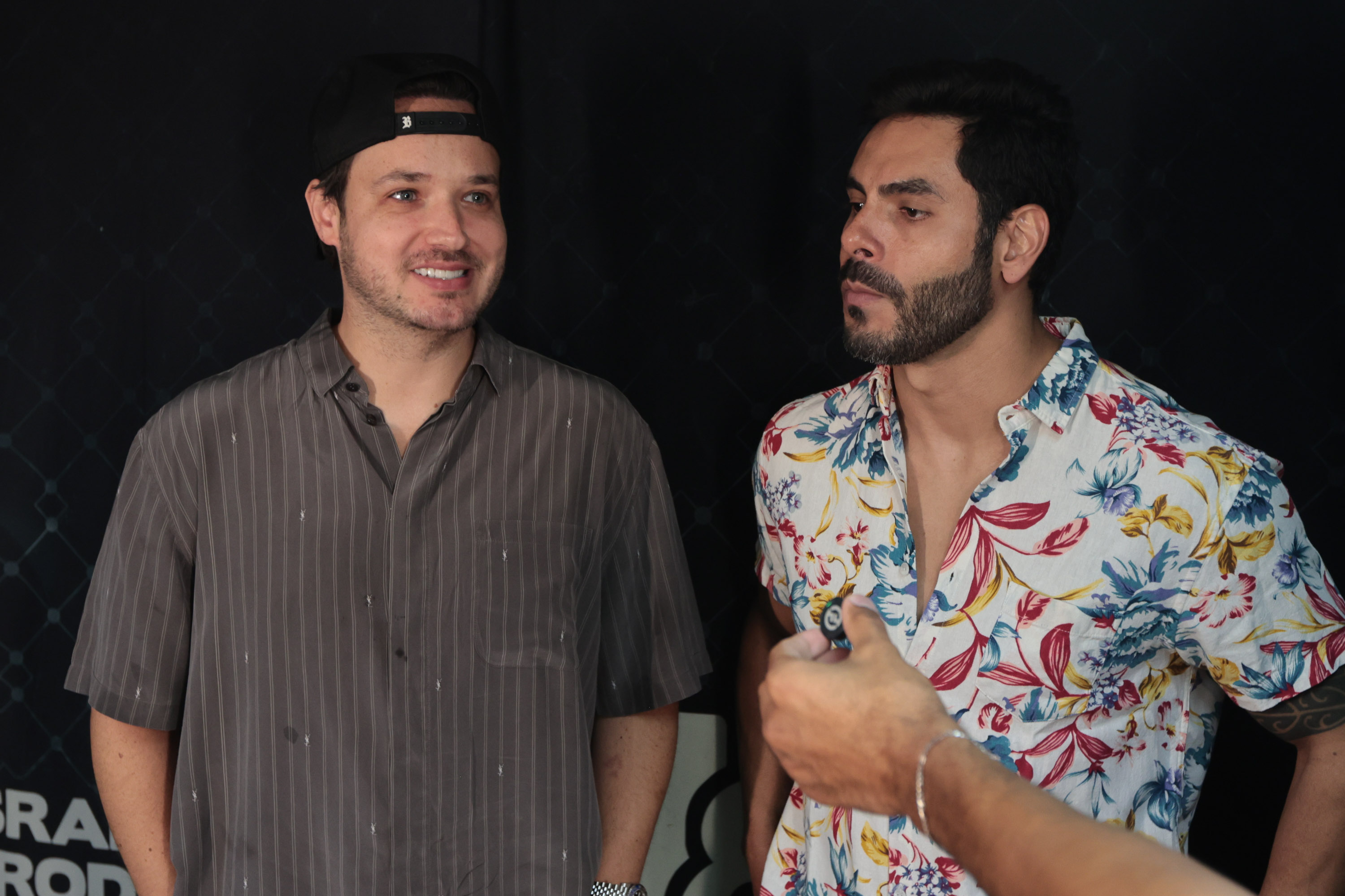 A dupla Israel e Rodolffo durante apresentação do seu show no Verão Maior Paraná, em Matinhos - 08/02/2026 - Foto: Geraldo Bubniak/AEN