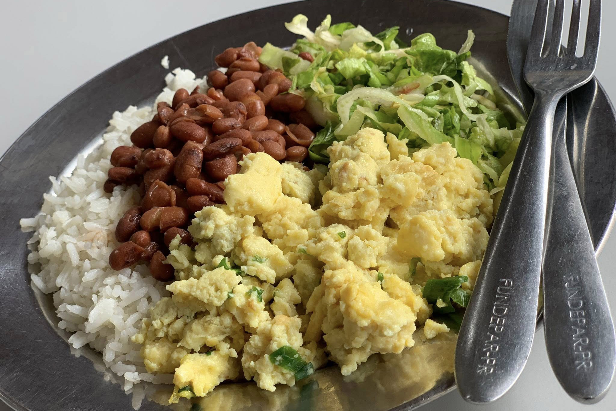 Paraná bate recorde de investimento em alimentos orgânicos nas escolas estaduais