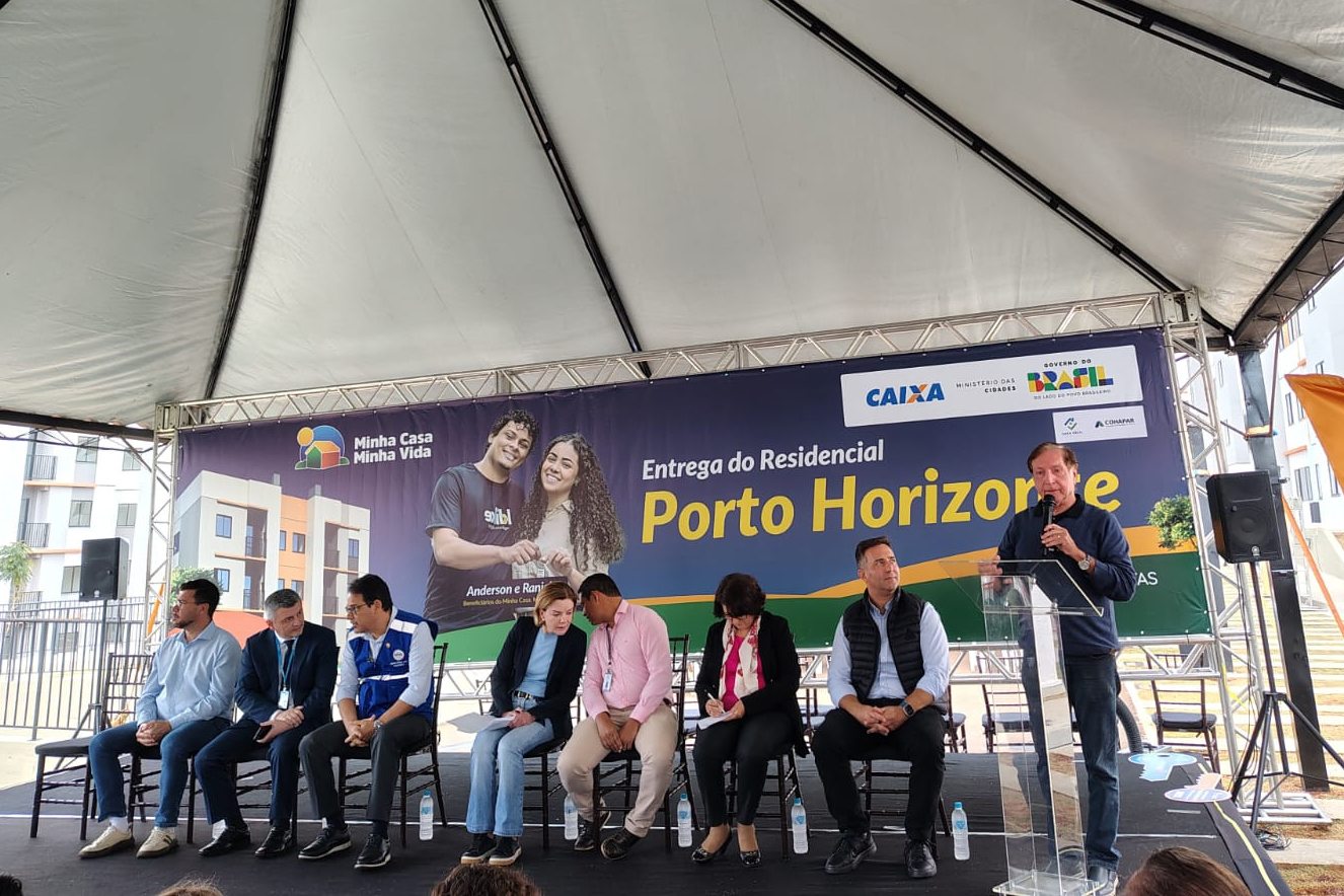 240 famílias de Londrina conquistam imóvel próprio com subsídio do Governo do Estado