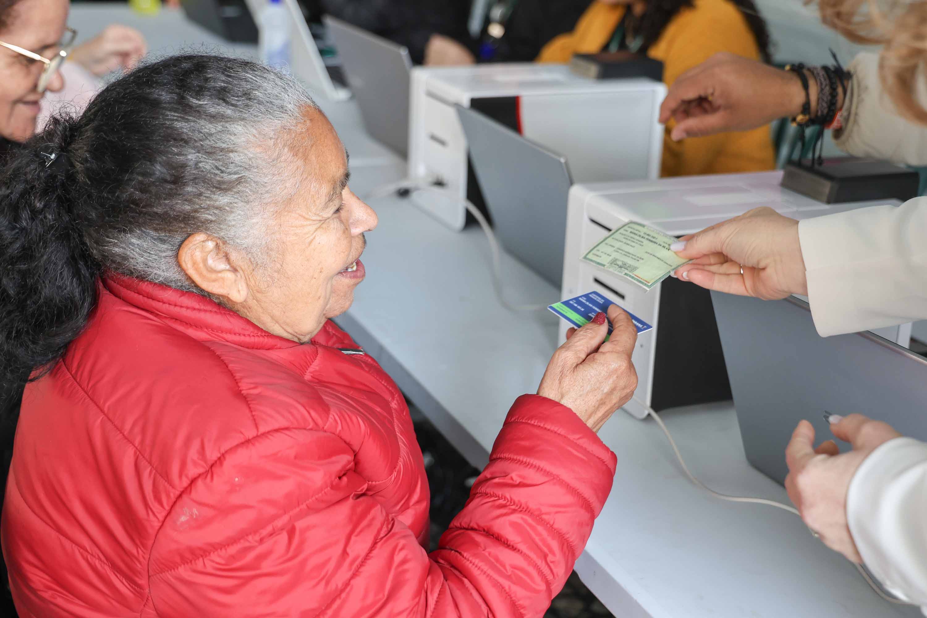 Paraná ultrapassa 115 mil emissões da Carteira da Pessoa Idosa Paranaense