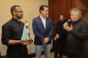 Governador Carlos Massa Ratinho Junior recebe a imagem de Nossa Senhora do Rocio no Palacio Iguaçu