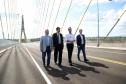 Governador Ratinho Junior faz última vistoria na Ponte da Integração, que está concluída