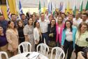 Governador entrega 200 moradias e títulos de propriedade a famílias de Cascavel