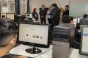 Governo do Paraná começa a entregar 50 mil tablets para alunos da rede estadual
