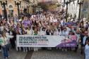 Caminhada reúne milhares de pessoas no Dia Estadual de Combate ao Feminicídio
