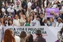 Caminhada reúne milhares de pessoas no Dia Estadual de Combate ao Feminicídio