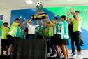 Conquista inédita: governador recebe jovens paranaenses que levantaram a Taça das Favelas