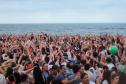 Segunda semana de shows nas praias termina com muito sertanejo para 110 mil pessoas
