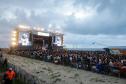 Segunda semana de shows nas praias termina com muito sertanejo para 110 mil pessoas
