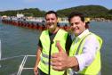 Obra da Ponte de Guaratuba-Matinhos recebe nova balsa de apoio marítimo