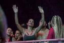 Raça Negra e Amado Batista emocionam mais de 100 mil fãs em shows no Litoral