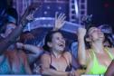 Raça Negra e Amado Batista emocionam mais de 100 mil fãs em shows no Litoral