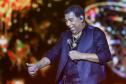 Raça Negra e Amado Batista emocionam mais de 100 mil fãs em shows no Litoral