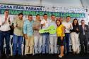 O governador Carlos Massa Ratinho Junior participou nesta quarta-feira (24) da inauguração do Residencial Laguna di Valência em Londrina, no Norte.