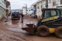 Mais 30 caminhões-pipa do IAT vão se juntar ao comboio de apoio às vítimas das chuvas no RS