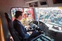 O governador Carlos Massa Ratinho Junior entregou nesta segunda-feira (3) 39 novos veículos para reforçar os trabalhos do Corpo de Bombeiros do Paraná.