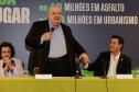Curitiba, 17 de junho de 2024 - O governador Carlos Massa Ratinho Jr., anuncia a liberação de verbas para pavimentação, restauração de praça e obras de saneamento em Curitiba.