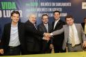 Curitiba, 17 de junho de 2024 - O governador Carlos Massa Ratinho Jr., anuncia a liberação de verbas para pavimentação, restauração de praça e obras de saneamento em Curitiba.