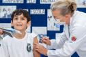 Escolas estaduais e municipais já estão recebendo a força-tarefa de vacinação