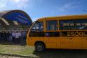 O governador Calos Massa Ratinho Junior iniciou nesta segunda-feira (10) a entrega dos 209 novos ônibus escolares adquiridos para uso no programa Caminho da Escola.