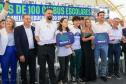 O governador Calos Massa Ratinho Junior iniciou nesta segunda-feira (10) a entrega dos 209 novos ônibus escolares adquiridos para uso no programa Caminho da Escola.
