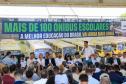 O governador Calos Massa Ratinho Junior iniciou nesta segunda-feira (10) a entrega dos 209 novos ônibus escolares adquiridos para uso no programa Caminho da Escola.
