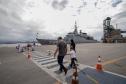 90 anos do Porto de Paranaguá: navio de guerra da Marinha recebe visitantes no Litoral