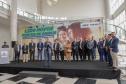 Trinta municípios paranaenses vão receber 1.200 novos abrigos de pontos de ônibus adquiridos pelo Governo do Estado por meio da Agência de Assuntos Metropolitanos do Paraná (Amep). O anúncio foi feito nesta terça-feira (22) pelo governador em exercício Darci Piana e envolve investimentos de R$ 7,4 milhões do orçamento estadual e de outros R$ 3,1 milhões de emendas indicadas por deputados estaduais.