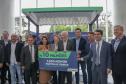 Trinta municípios paranaenses vão receber 1.200 novos abrigos de pontos de ônibus adquiridos pelo Governo do Estado por meio da Agência de Assuntos Metropolitanos do Paraná (Amep). O anúncio foi feito nesta terça-feira (22) pelo governador em exercício Darci Piana e envolve investimentos de R$ 7,4 milhões do orçamento estadual e de outros R$ 3,1 milhões de emendas indicadas por deputados estaduais.