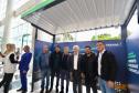 Trinta municípios paranaenses vão receber 1.200 novos abrigos de pontos de ônibus adquiridos pelo Governo do Estado por meio da Agência de Assuntos Metropolitanos do Paraná (Amep). O anúncio foi feito nesta terça-feira (22) pelo governador em exercício Darci Piana e envolve investimentos de R$ 7,4 milhões do orçamento estadual e de outros R$ 3,1 milhões de emendas indicadas por deputados estaduais.