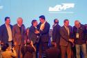 Governador destaca parceria com municípios na posse da nova diretoria da AMP