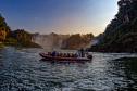 Serviços e turismo acumulam altas nas atividades no Paraná em 2025, aponta IBGE