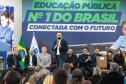 O governador em exercício Darci Piana participa nesta terça-feira (1), da entrega de 25.040 tablets para escolas da rede estadual