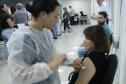 Com aumento da vacinação no Paraná, casos e internações por síndromes gripais diminuem