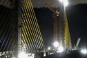 Em reta final, obras da Ponte de Guaratuba seguem inclusive no turno da noite