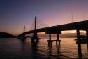 Estrtuturas sendo montada para a inauguracao nesta sexta-feira (1) da Ponte de Guaratuba