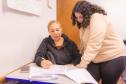 Migrantes de 14 nacionalidades aprendem português em projeto da UEPG