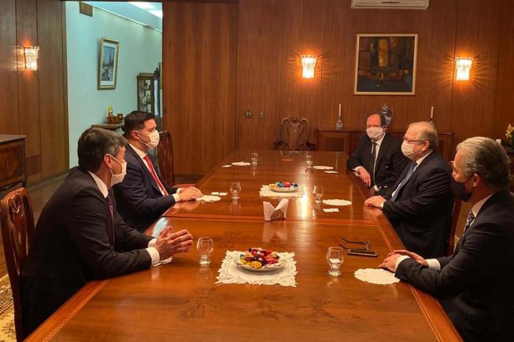 Paraná estuda parceria com a Rússia para ter vacina contra coronavírus