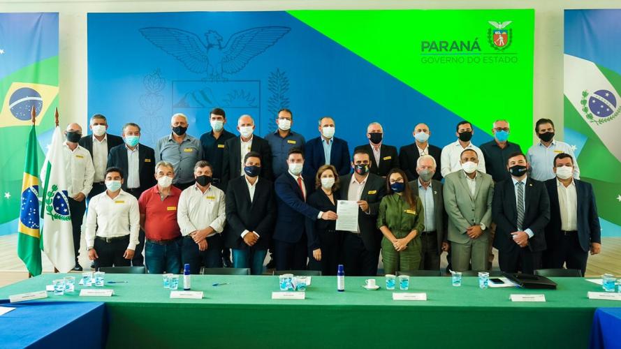 Governo apresenta programas e recursos a prefeitos da região de Entre Rios