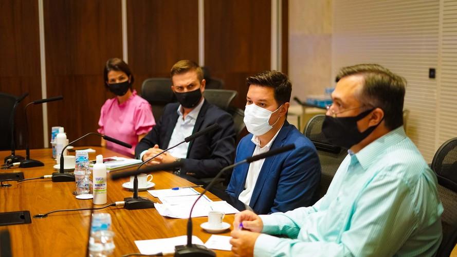 Governo reforça orientação para que municípios agilizem a vacinação