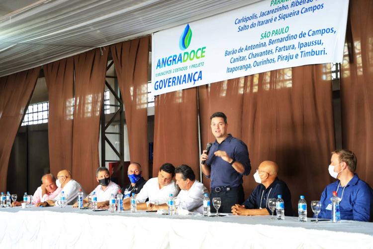 Paraná se estrutura para exploração turística de Angra Doce, na divisa com São Paulo