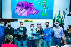 Kits de robótica são entregues para escolas estaduais de mais 42 municípios