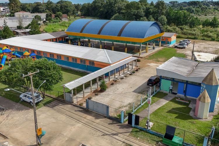 Governo investe R$ 150 milhões em CMEIs e escolas municipais de 106 cidades do Paraná