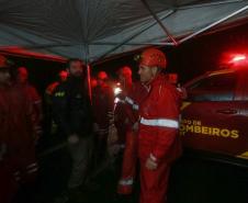 Equipes do Estado auxiliam trabalhos de atendimento às vítimas do deslizamento da BR-376 
