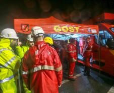 Equipes do Estado auxiliam trabalhos de atendimento às vítimas do deslizamento da BR-376 