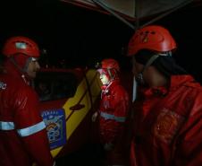 Equipes do Estado auxiliam trabalhos de atendimento às vítimas do deslizamento da BR-376 